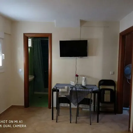 Kalives Summer House Apartment