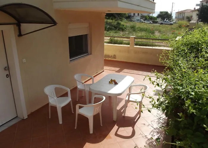 Apartman Kalives Summer House